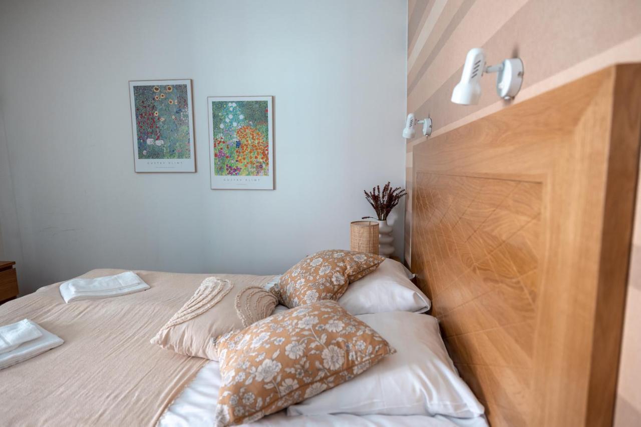 2ndhomes Compact By The Esplanade Park * Helsinki